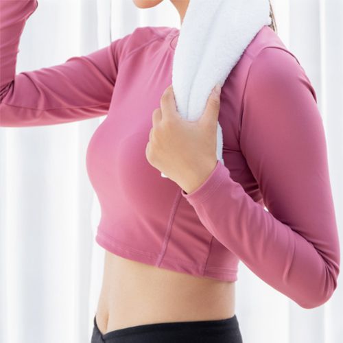 خيوط صناعة الملابس